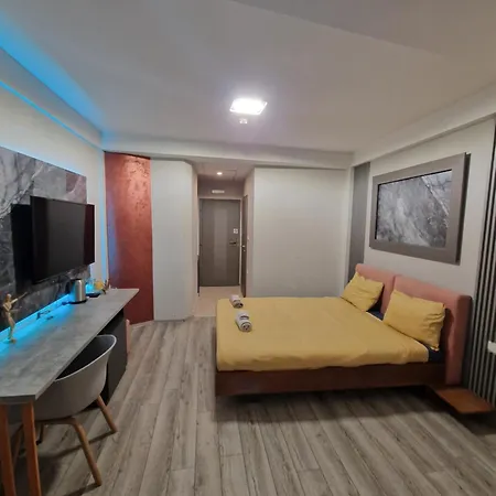 Vanilla Renovated 2025 3* Szkopje