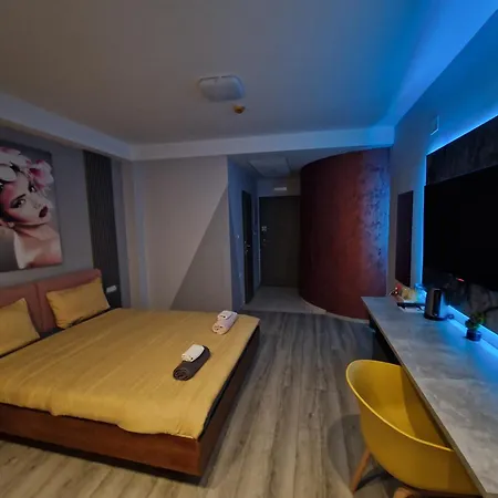 Vanilla Renovated 2025 Szálloda Szkopje