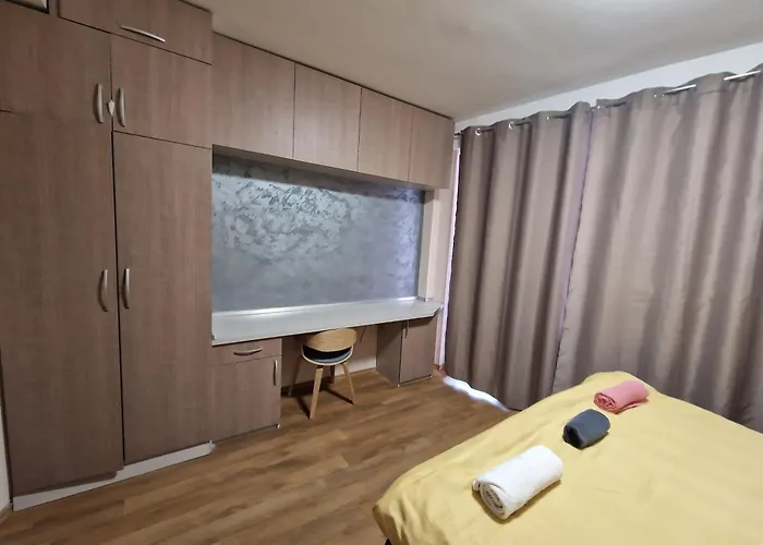 Vanilla Renovated 2025 3* 斯科普里